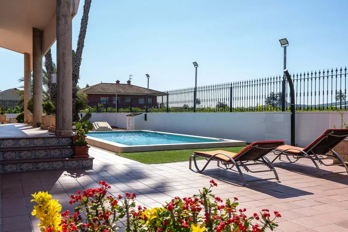 4-bedroom Villa In Orihuela, Spain (1.000 M²)