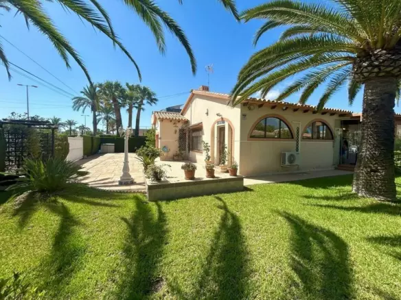 3-bedroom Villa In Orihuela Costa, Spain (141 M²)