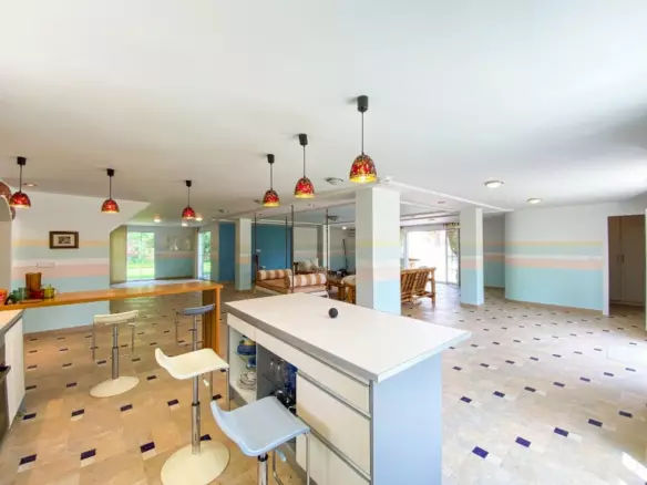 7-bedroom Villa In Orihuela Costa, Spain (430 M²)