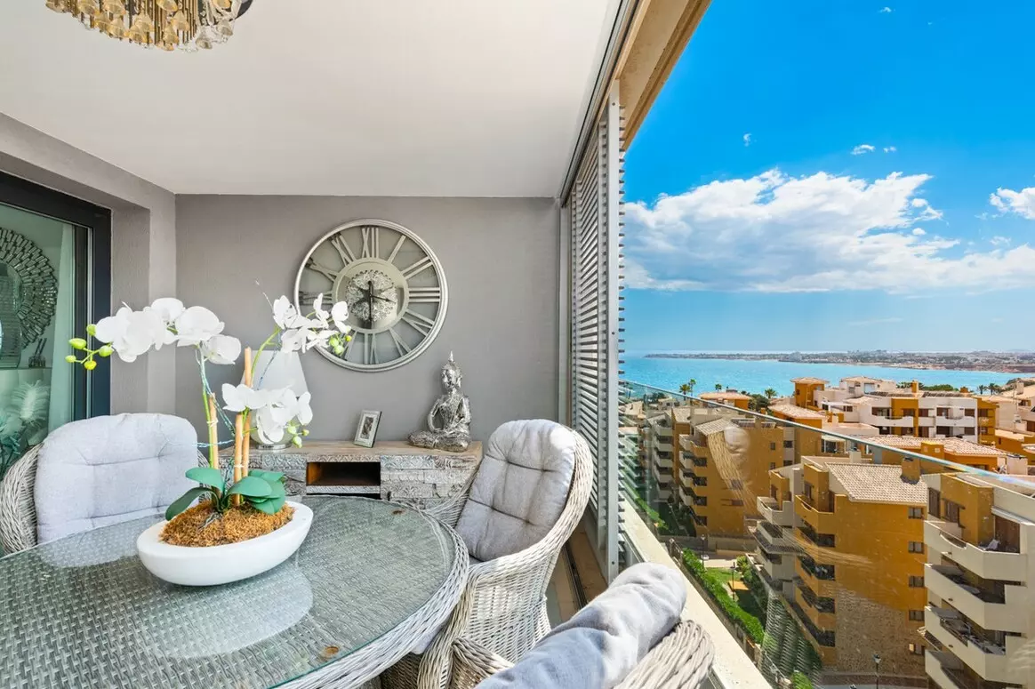 2-bedroom Apartment In Orihuela Costa, Spain (120 M²)