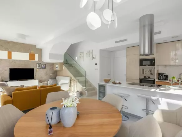 3-bedroom Villa In Rojales, Spain (153 M²)