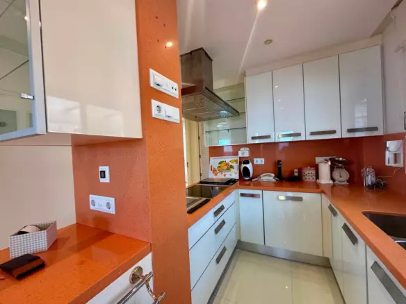 2-bedroom Apartment In Guardamar Del Segura, Spain (160 M²)