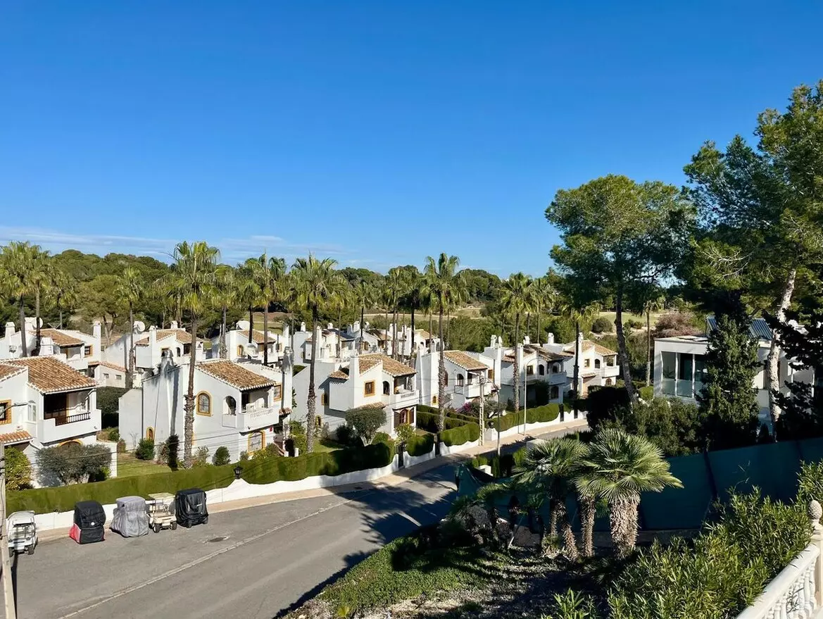 4-bedroom Villa In Orihuela Costa, Spain (184 M²)