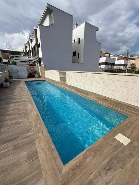 3-bedroom Town House In Guardamar Del Segura, Spain (150 M²)