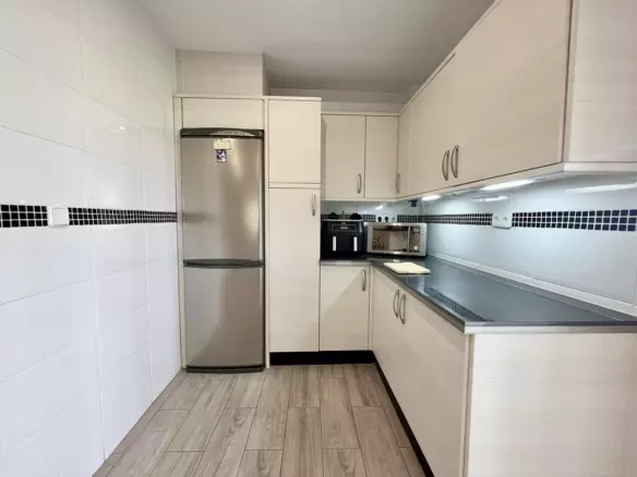 3-bedroom Villa In Pilar De La Horadada, Spain (217 M²)