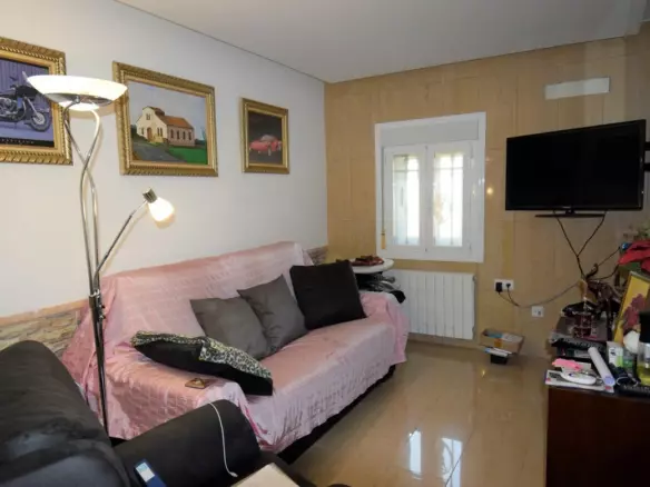 6-bedroom Villa In Guardamar Del Segura, Spain (450 M²)