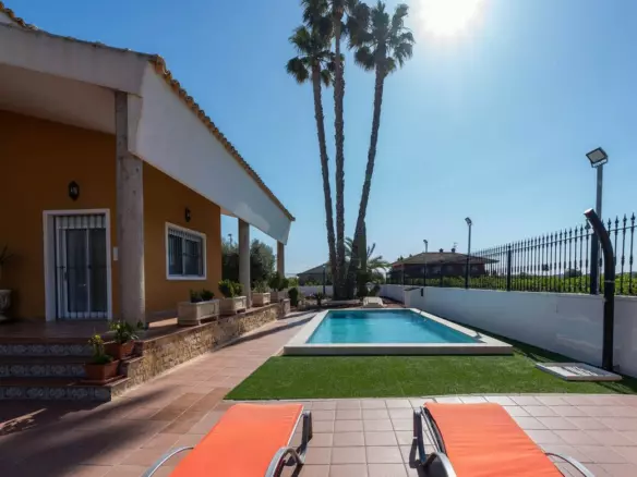 5-bedroom Villa In Orihuela, Spain (495 M²)