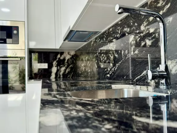 4-bedroom Villa In Alicante, Spain (224 M²)