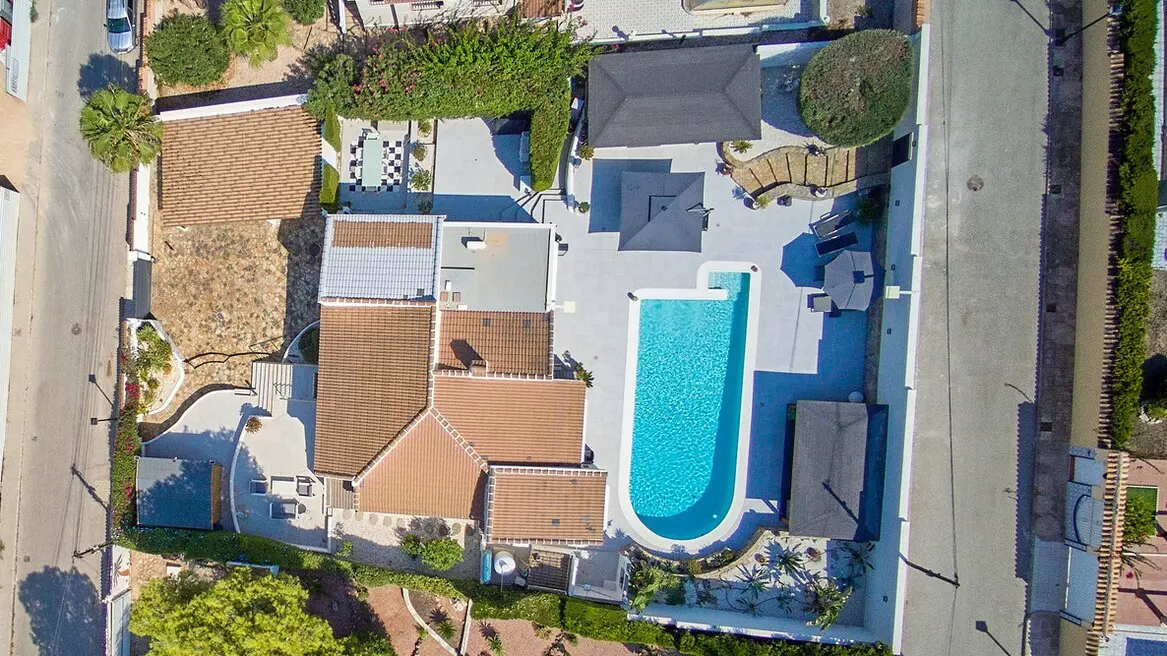 3-bedroom Villa In Orihuela Costa, Spain (211 M²)