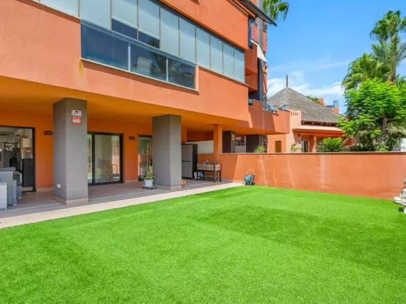2-bedroom Apartment In Orihuela Costa, Spain (87 M²)