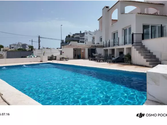 6-bedroom Town House In Orihuela Costa, Spain (240 M²)
