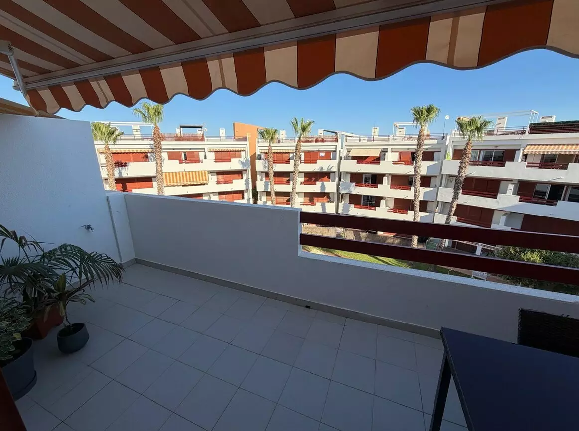 2-bedroom Apartment In Orihuela Costa, Spain (77 M²)