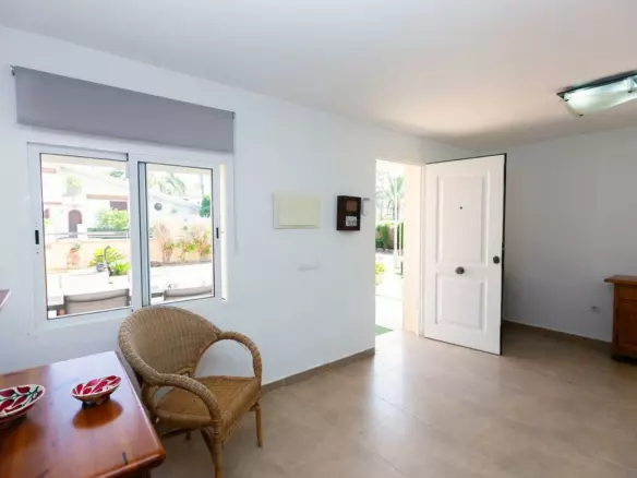5-bedroom Villa In Orihuela Costa, Spain (293 M²)