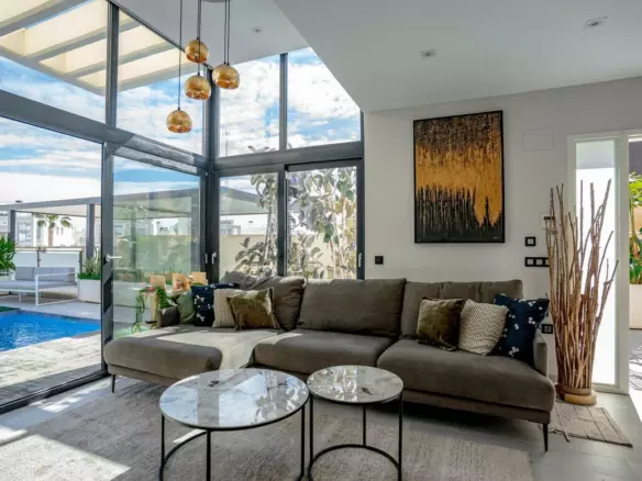 3-bedroom Villa In Orihuela Costa, Spain (104 M²)