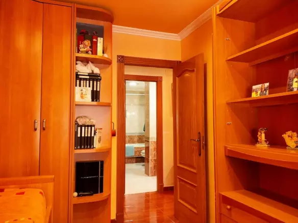 4-bedroom Apartment In Santa Pola, Spain (113 M²)