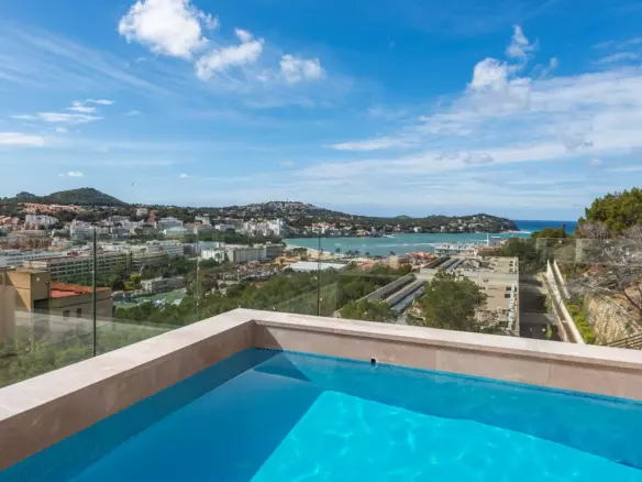 4-bedroom Apartment In Calvià, Spain (172 M²)