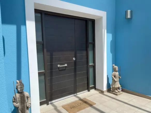 6-bedroom Villa In Monforte Del Cid, Spain (453 M²)