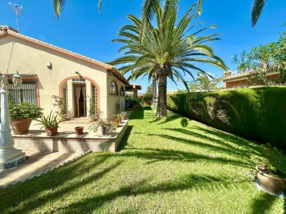 3-bedroom Villa In Orihuela Costa, Spain (141 M²)