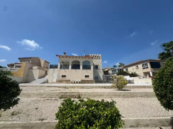 5-bedroom Villa In San Miguel De Salinas, Spain (163 M²)