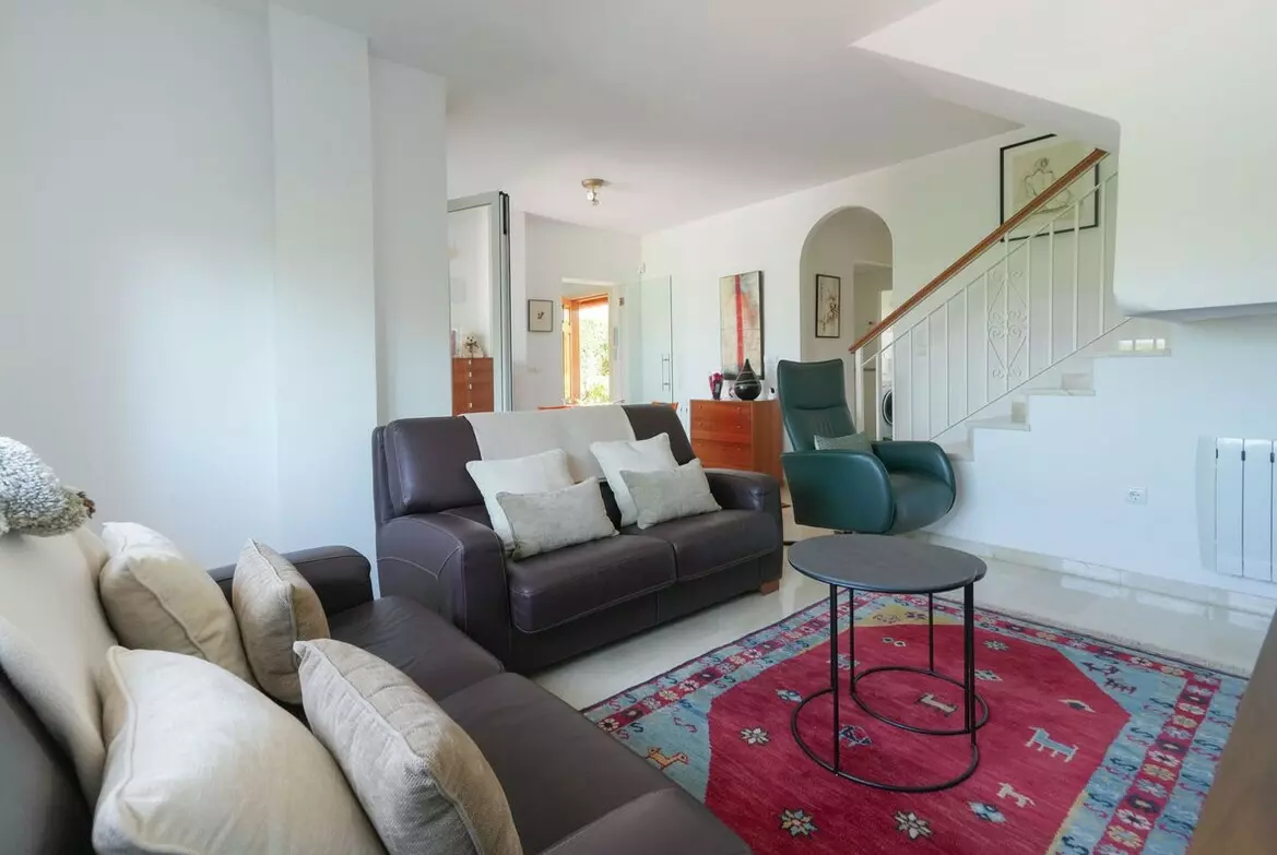 3-bedroom Semi In Alicante, Spain (105 M²)