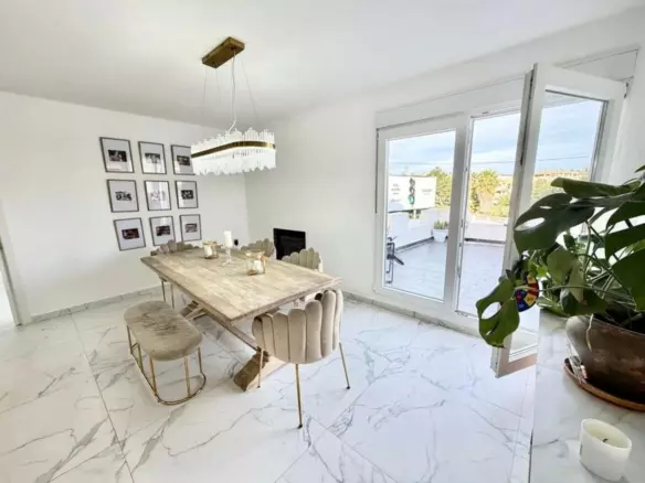 6-bedroom Villa In Orihuela Costa, Spain (218 M²)