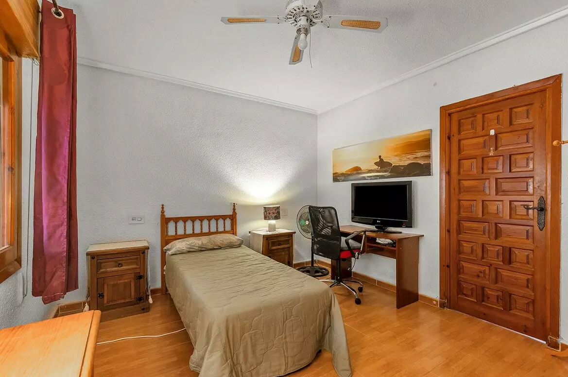 5-bedroom Villa In Rojales, Spain (232 M²)