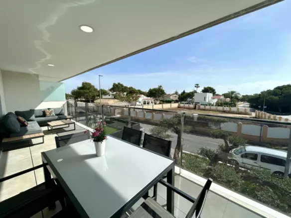 2-bedroom Apartment In Orihuela Costa, Spain (104 M²)