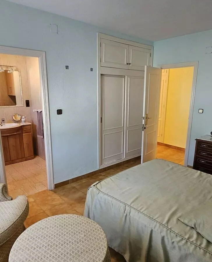 5-bedroom Villa In Orihuela Costa, Spain (207 M²)