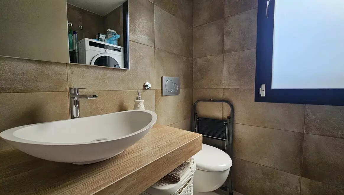 6-bedroom Villa In Orihuela Costa, Spain (208 M²)