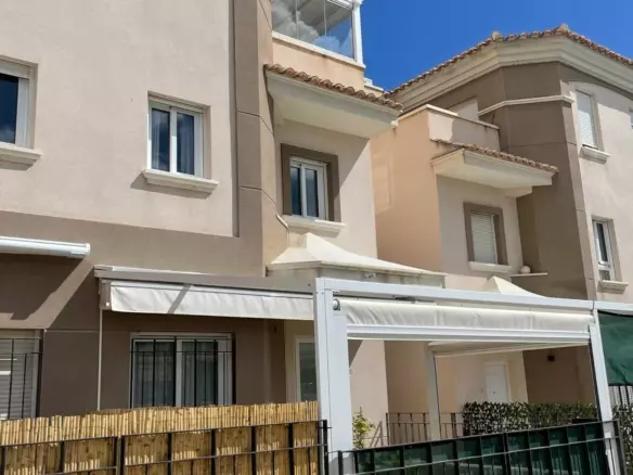 3-bedroom Town House In Santa Pola, Spain (140 M²)