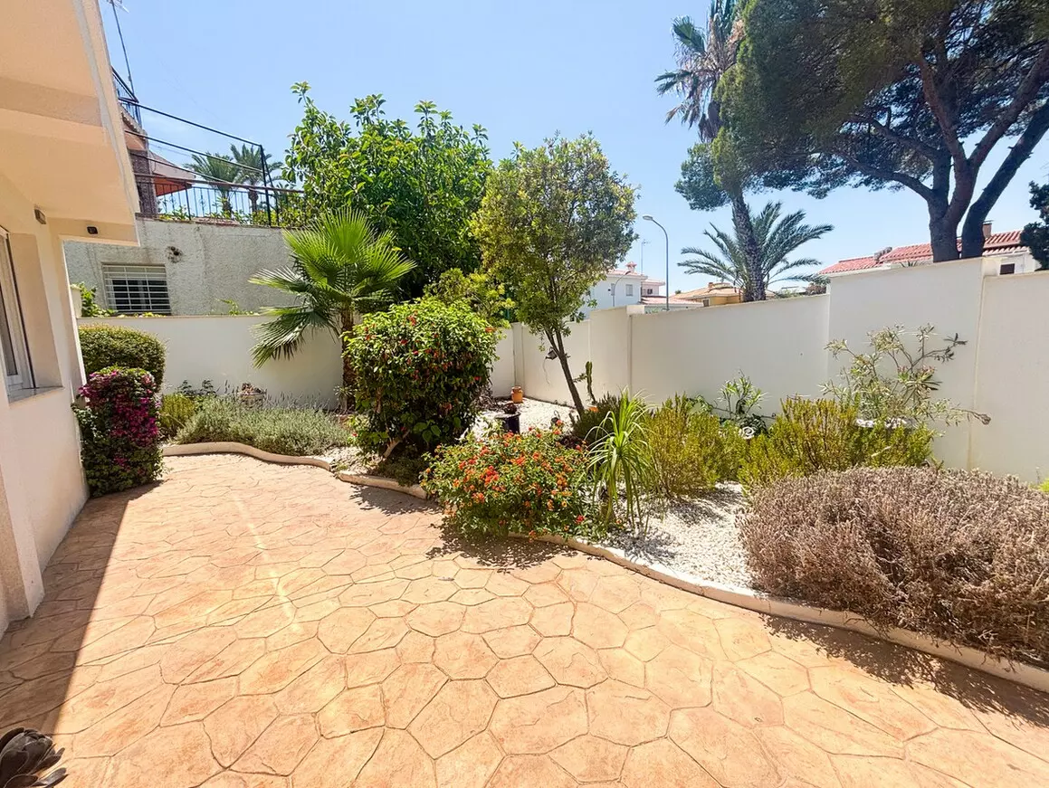 7-bedroom Villa In Orihuela Costa, Spain (512 M²)