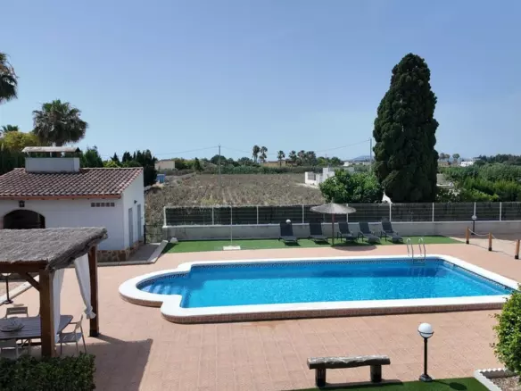 6-bedroom Villa In San Isidro, Spain (447 M²)