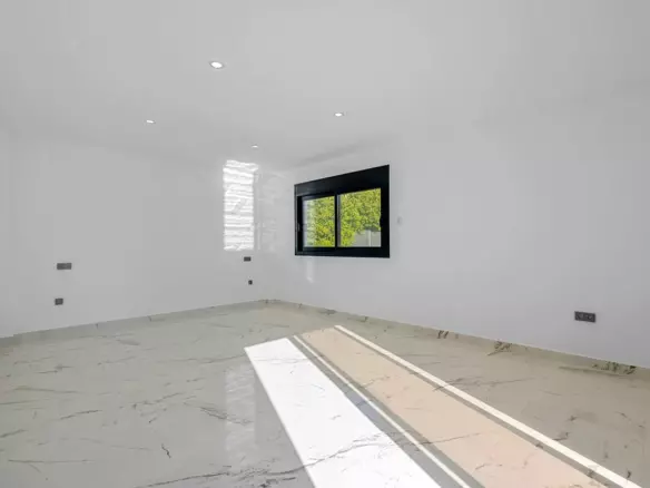 4-bedroom Villa In Orihuela Costa, Spain (245 M²)