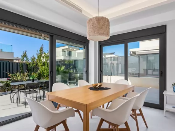 3-bedroom Semi In San Fulgencio, Spain (226 M²)