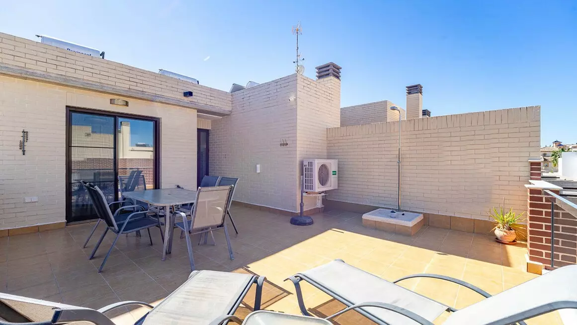 3-bedroom Apartment In Orihuela Costa, Spain (81 M²)