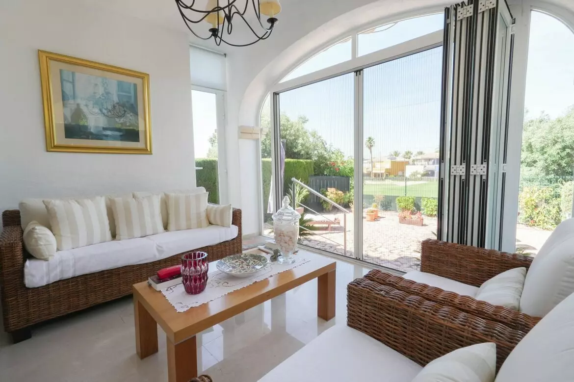 3-bedroom Semi In Alicante, Spain (105 M²)
