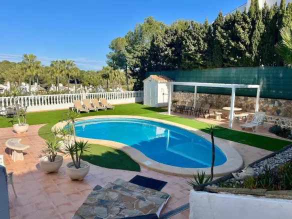 4-bedroom Villa In Orihuela Costa, Spain (184 M²)