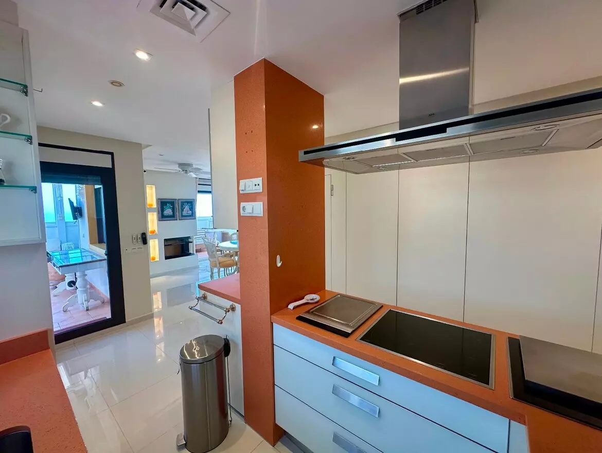 2-bedroom Apartment In Guardamar Del Segura, Spain (160 M²)