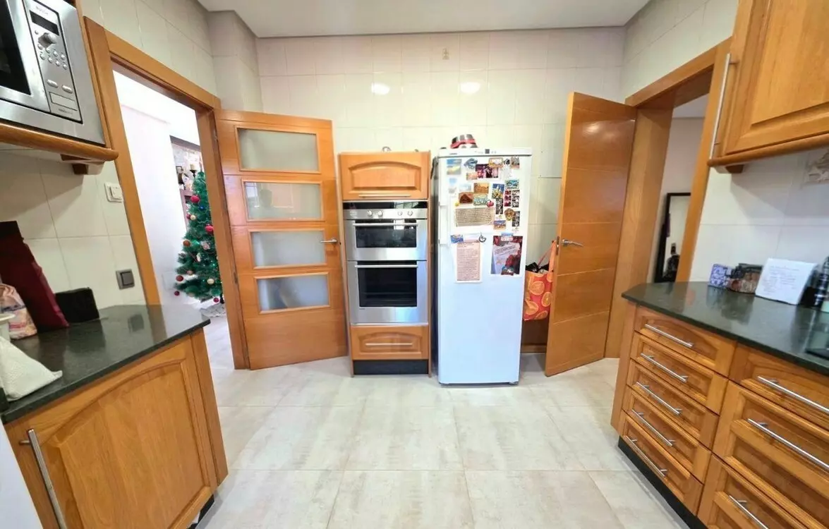 5-bedroom Villa In Orihuela Costa, Spain (265 M²)