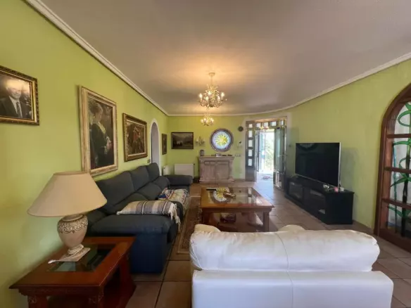 3-bedroom Villa In Rojales, Spain (236 M²)