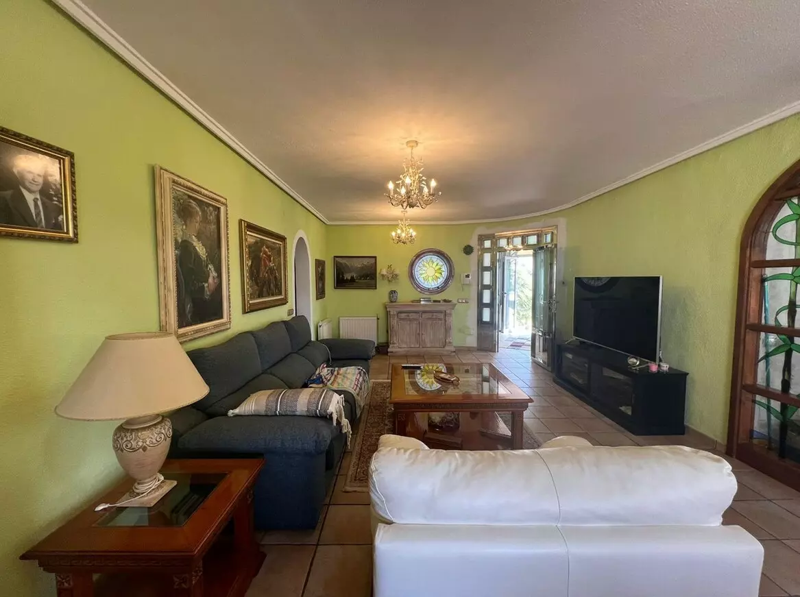 3-bedroom Villa In Rojales, Spain (236 M²)