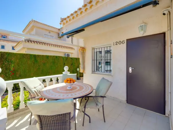 3-bedroom Villa In Orihuela Costa, Spain (125 M²)