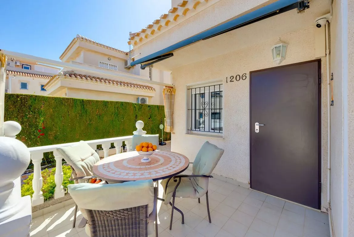 3-bedroom Villa In Orihuela Costa, Spain (125 M²)