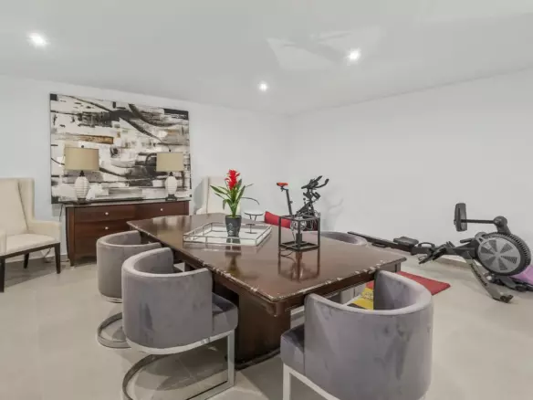 4-bedroom Villa In Algorfa, Spain (123 M²)