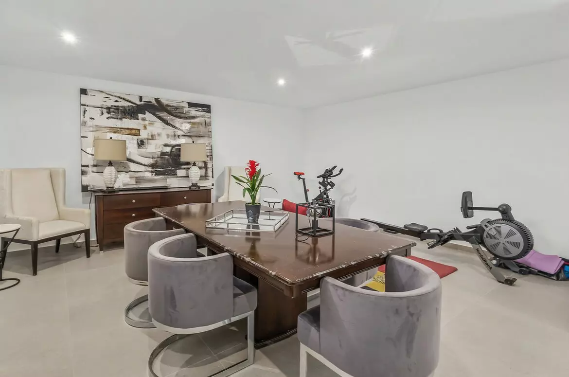 4-bedroom Villa In Algorfa, Spain (123 M²)