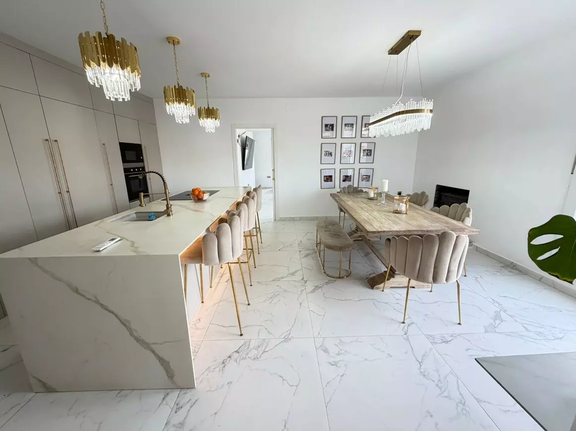 6-bedroom Villa In Orihuela Costa, Spain (240 M²)