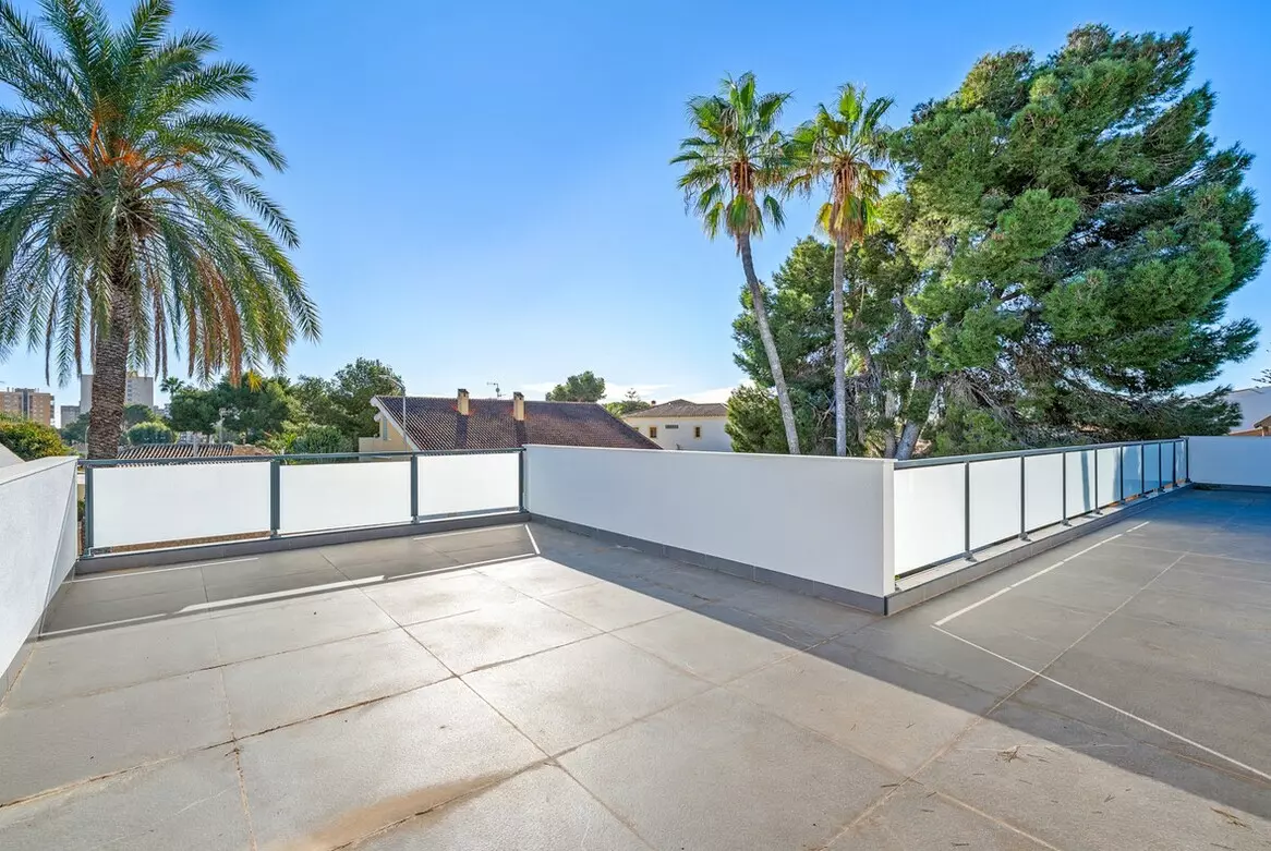 4-bedroom Villa In Orihuela Costa, Spain (245 M²)