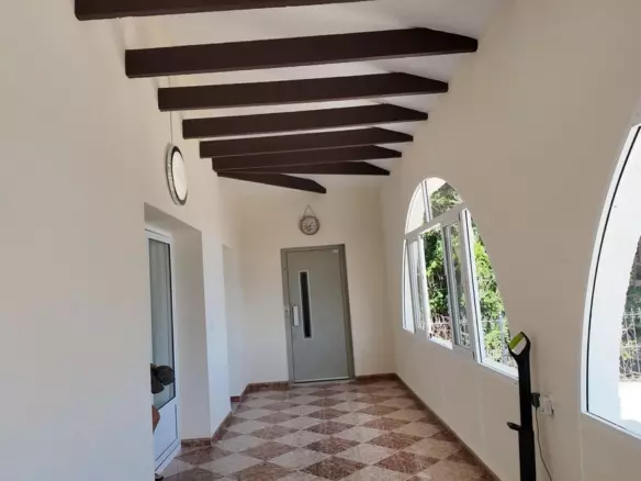 5-bedroom Villa In San Miguel De Salinas, Spain (557 M²)