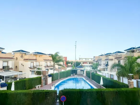 3-bedroom Town House In Pilar De La Horadada, Spain (110 M²)