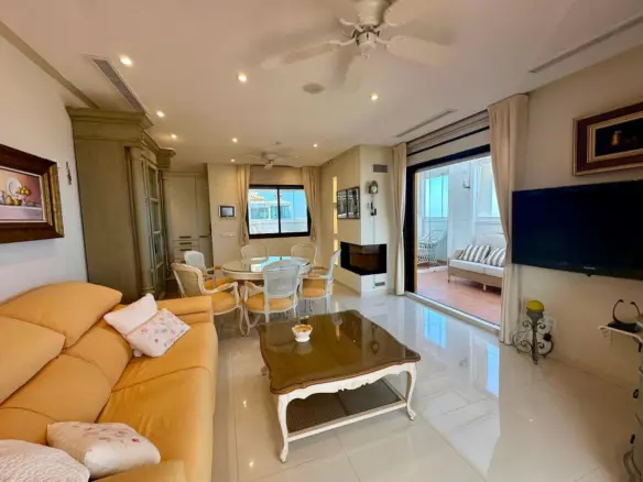 2-bedroom Apartment In Guardamar Del Segura, Spain (160 M²)